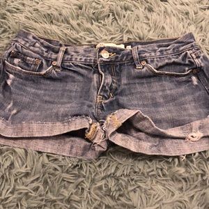 Abercrombie jeans shorts!😊